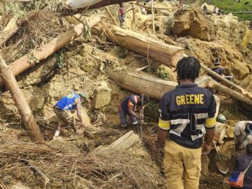 More than 2,000 feared dead in Papua New Guinea landslide