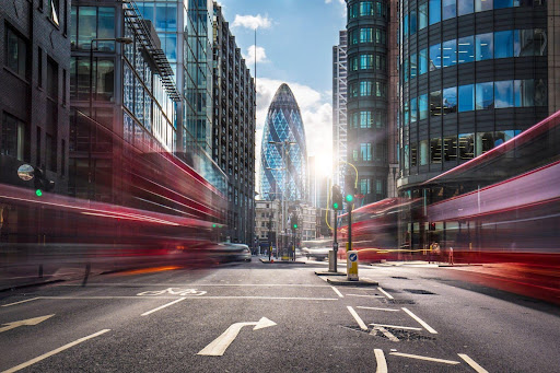 The Role of Commercial Estate Agents in London’s Thriving Real Estate Market